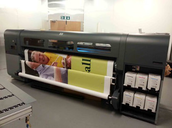 Display Signs installed an HP Scitex FB700 Printer to offer a broader range of substrates and applications